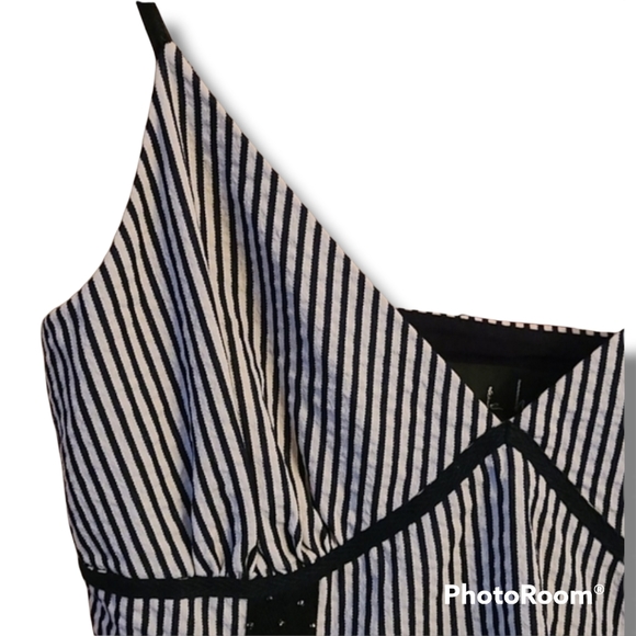 Nicole Miller Collection Party Bodycon Dress - Picture 6 of 11